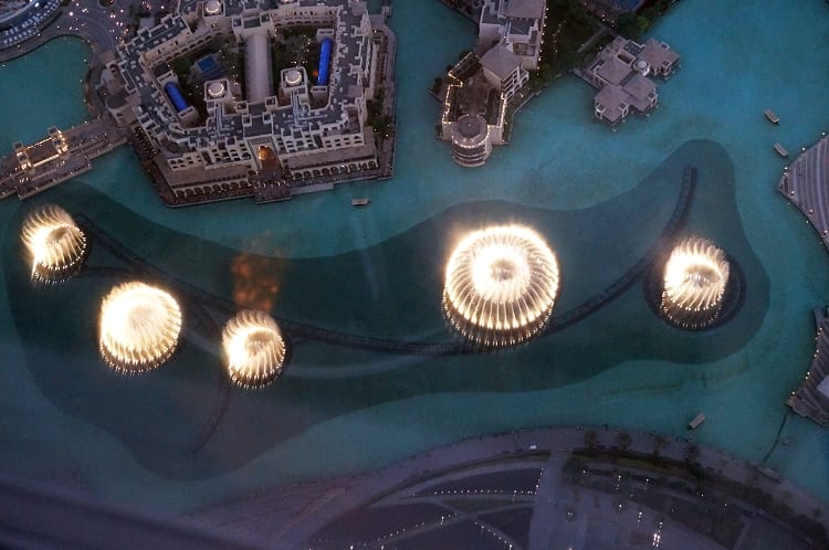 atmosphere fountains - Eating and drinking our way around Dubai