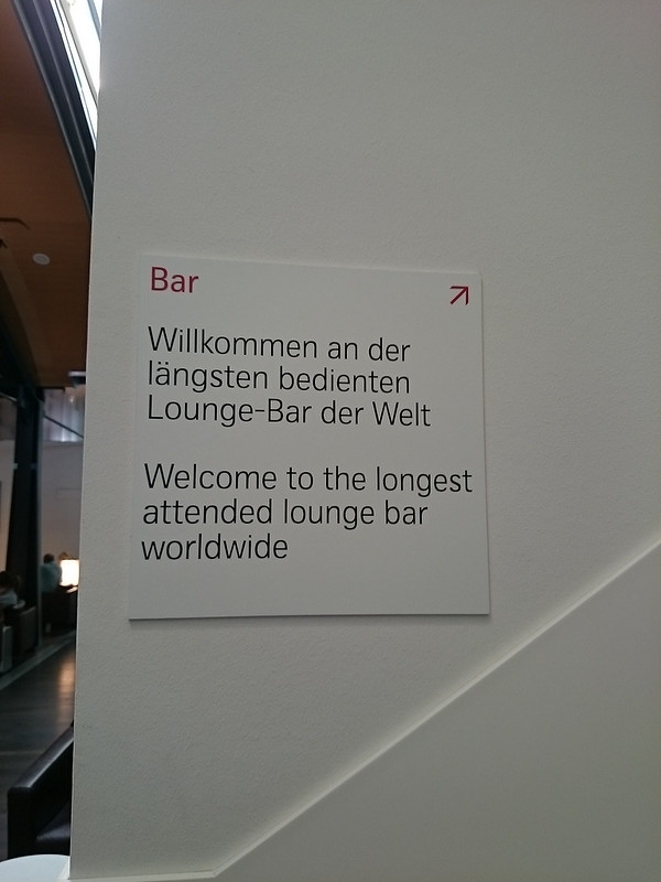 24851875324 a11e8bf146 c - REVIEW - Swiss Senator Lounge, Zurich ZRH (A Gates))
