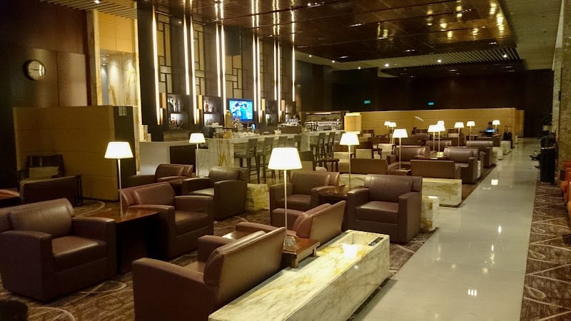 SQ First Class lounge SIN