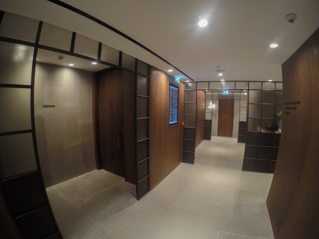 New CX Lounges T3 53 1024x768 - REVIEW - Cathay Pacific : Business Class Lounge, London Heathrow T3 (post-refurb)