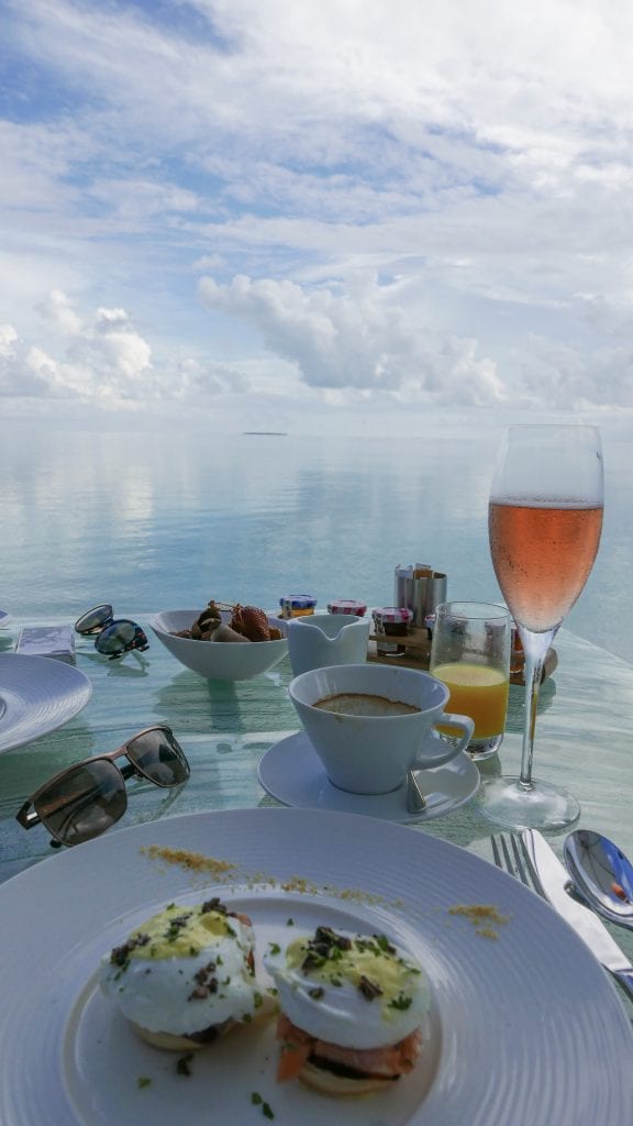 FB Vilu 12 576x1024 - GUIDE - Eating and Drinking at the Conrad Maldives