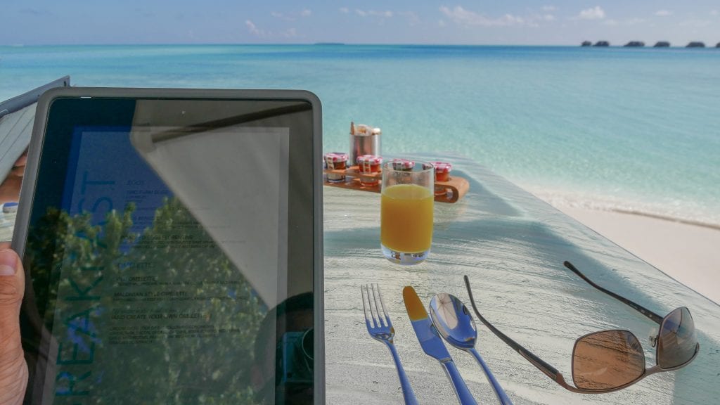 FB Vilu 3 1024x576 - GUIDE - Eating and Drinking at the Conrad Maldives