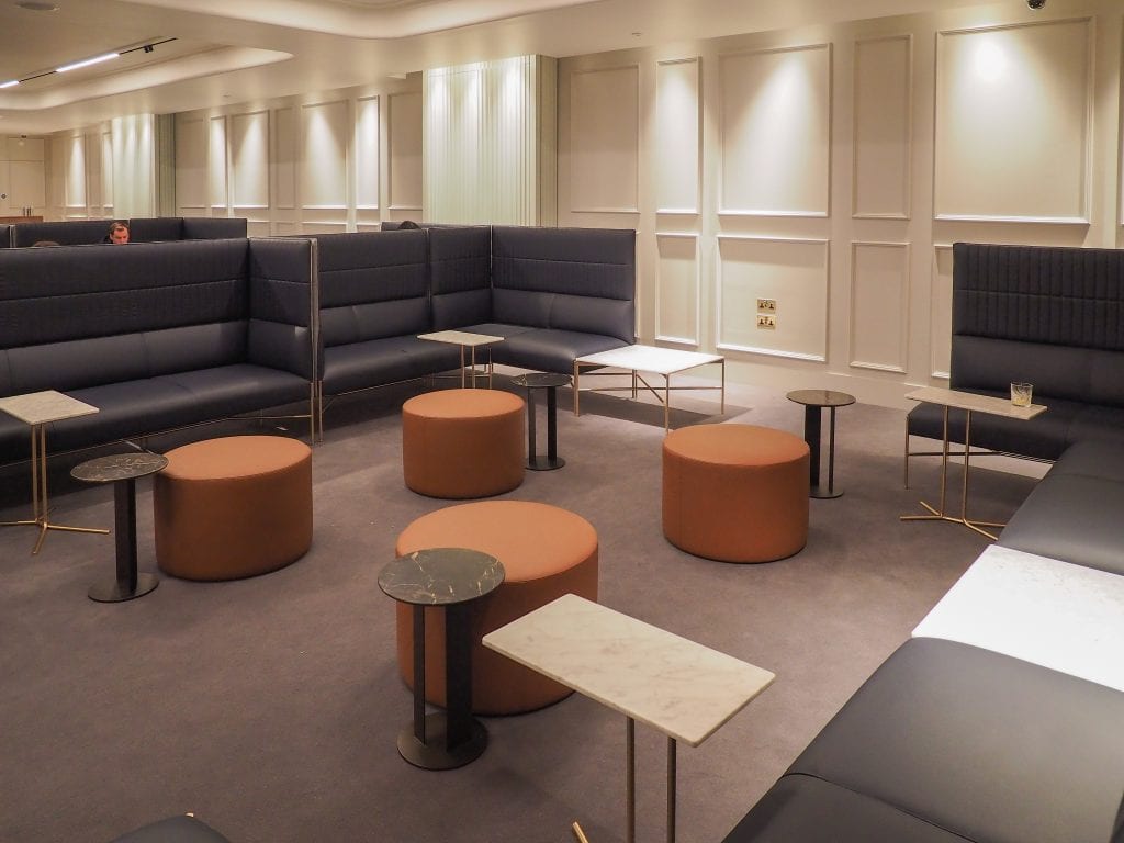 QF lounge LHR 14 1024x768 - REVIEW - Qantas Lounge: Business and First Class, LHR T3