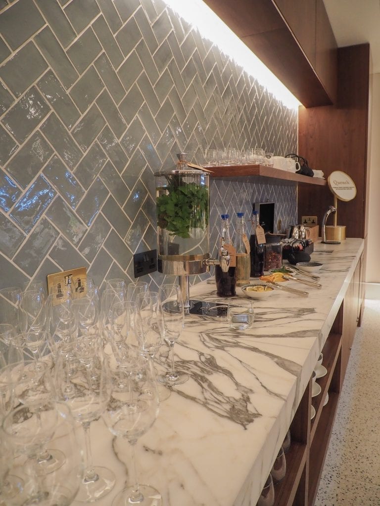 QF lounge LHR 19 768x1024 - REVIEW - Qantas Lounge: Business and First Class, LHR T3