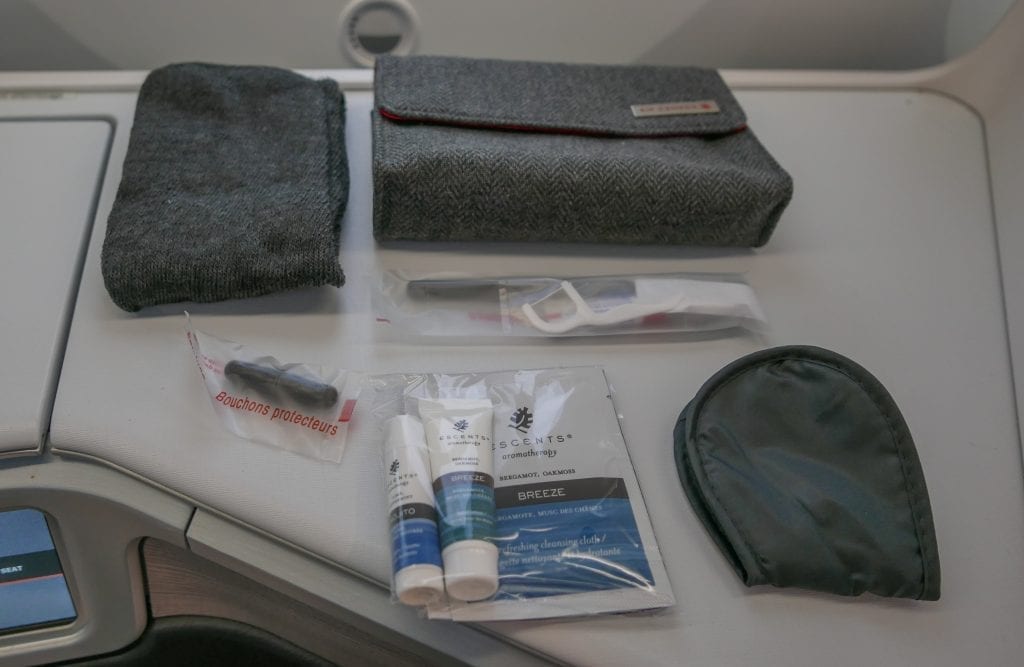 AC dreamliner 22 1024x667 - REVIEW - Air Canada : Business Class - Vancouver to London LHR (B789)