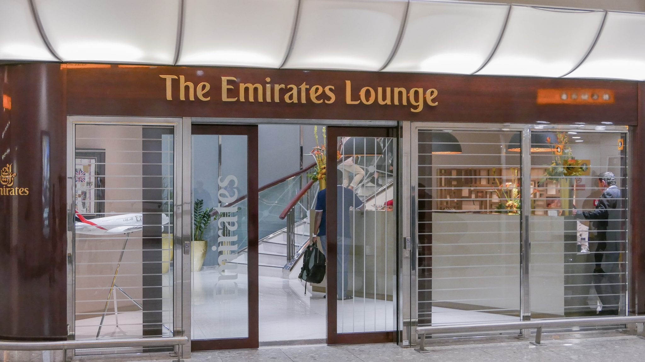 EK lounge 1 - REVIEW - Qantas : First Class - London LHR to Dubai (A380)