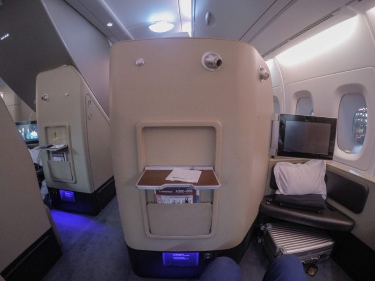 QF F LHR DXB 9 768x576 - REVIEW - Qantas : First Class - London LHR to Dubai (A380)