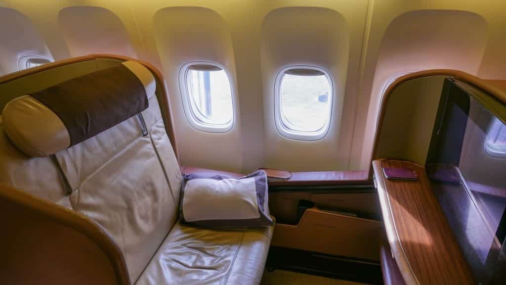 SQF777GRU 5 1024x576 - REVIEW - Singapore Airlines : First Class - Barcelona BCN to Sao Paulo GRU (B77W)