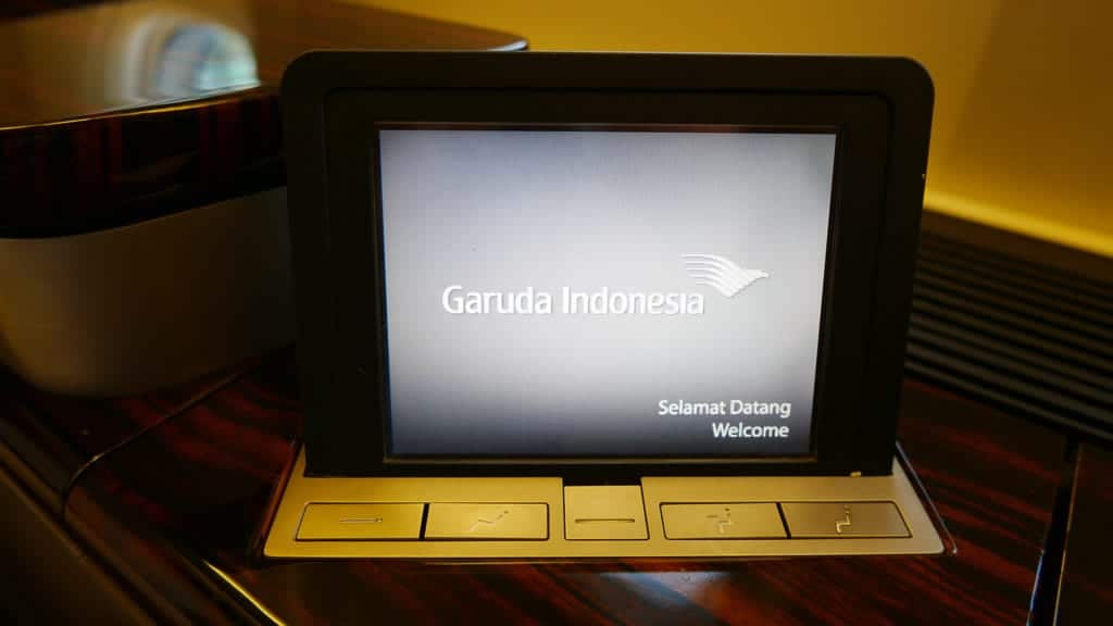 GA F CGK LHR 12 - REVIEW - Garuda Indonesia : First Class - Jakarta CGK to London LHR (B777)