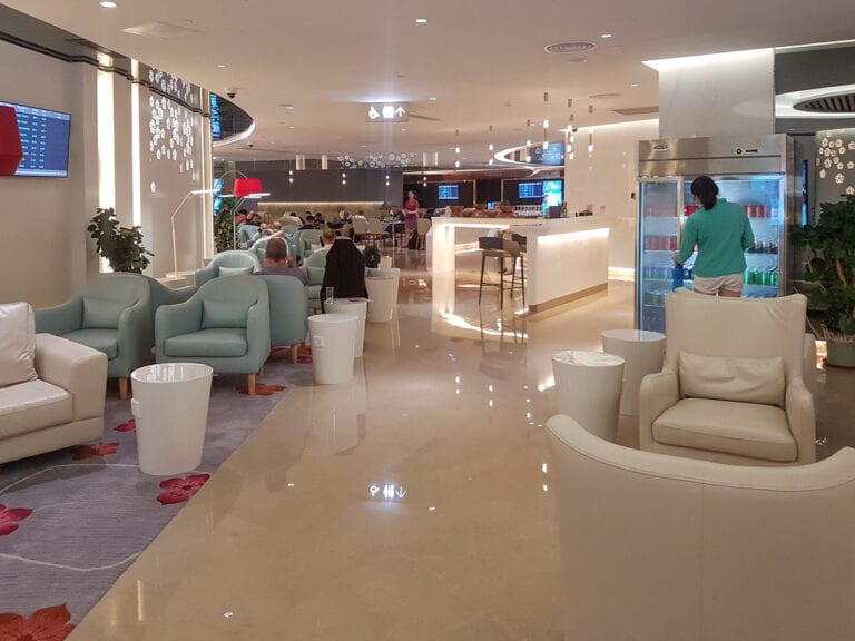 CZ CAN lounge 56 768x576 - REVIEW - China Southern International Sky Pearl VIP Lounge : Guangzhou CAN T2