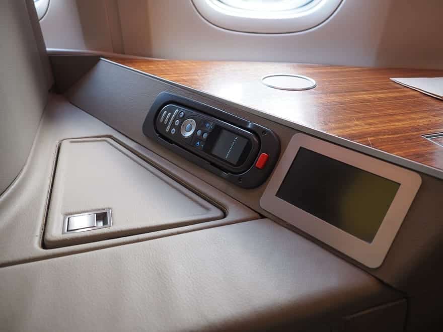 CX F MXP 9 - REVIEW - Cathay Pacific : First Class - B777 - Milan (MXP) to Hong Kong (HKG)