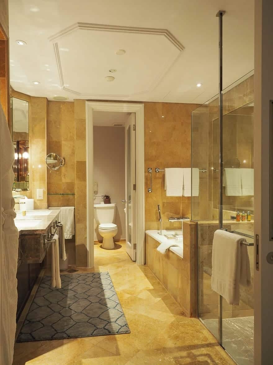 FS Singapore exec suite 28 - REVIEW - Four Seasons Singapore