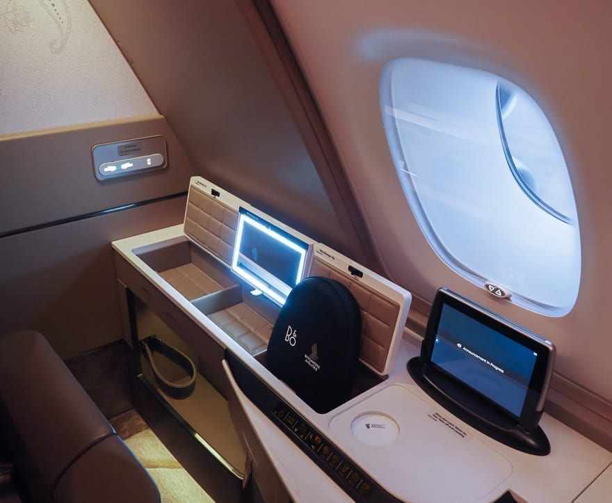 SQ new suites PVG 17 - REVIEW - Singapore Airlines : (NEW) First Class Suites - A380 - Shanghai (PVG) to Singapore (SIN)