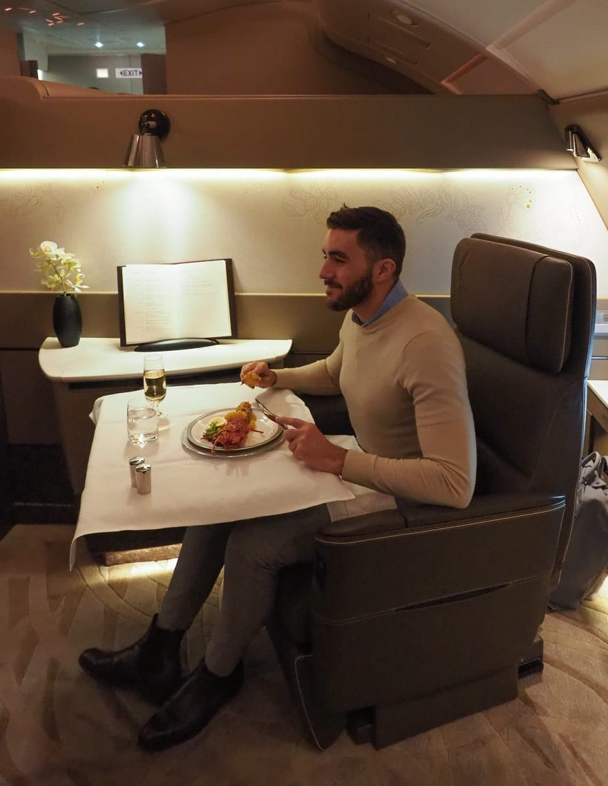 SQ new suites PVG 59 - REVIEW - Singapore Airlines : (NEW) First Class Suites - A380 - Shanghai (PVG) to Singapore (SIN)