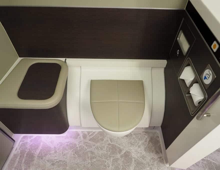 SQ new suites PVG 78 - REVIEW - Singapore Airlines : (NEW) First Class Suites - A380 - Shanghai (PVG) to Singapore (SIN)