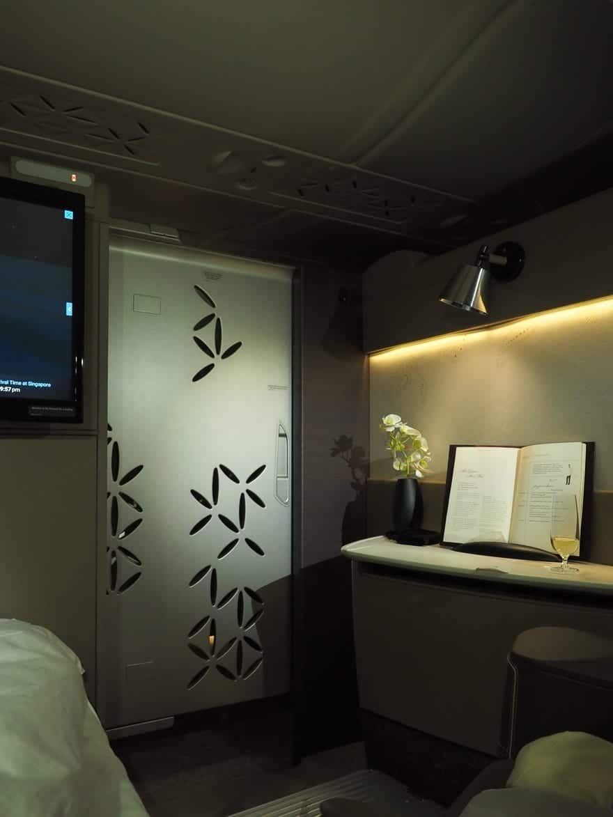 SQ new suites PVG 83 - REVIEW - Singapore Airlines : (NEW) First Class Suites - A380 - Shanghai (PVG) to Singapore (SIN)