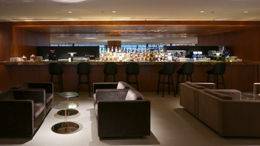 pier J HKG 14 - REVIEW - Cathay Pacific : The Pier Business Class Lounge - Hong Kong HKG