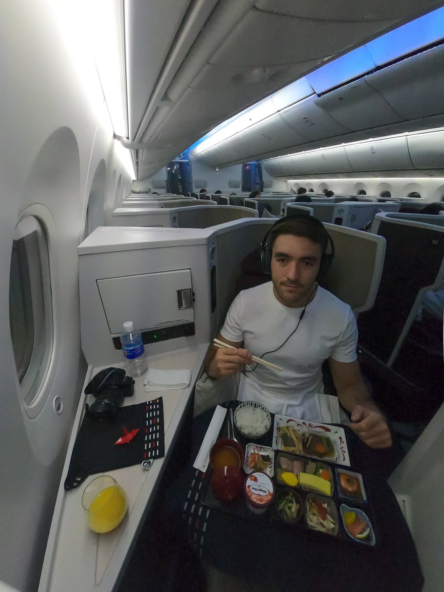 JL J sky suite III 34 - REVIEW - JAL : Business Class - B789 (Sky Suite III) - Jakarta (CGK) to Tokyo (NRT)