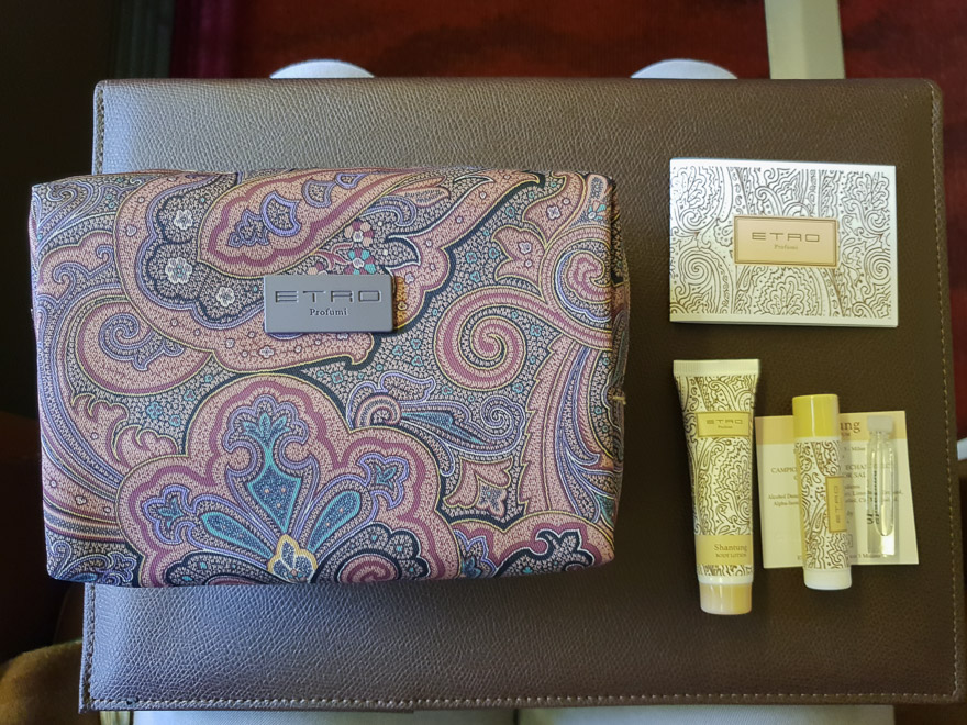 JL F Cristal etro de 2018 17 - REVIEW - JAL : First Class - B777 - Tokyo (HND) to London (LHR)