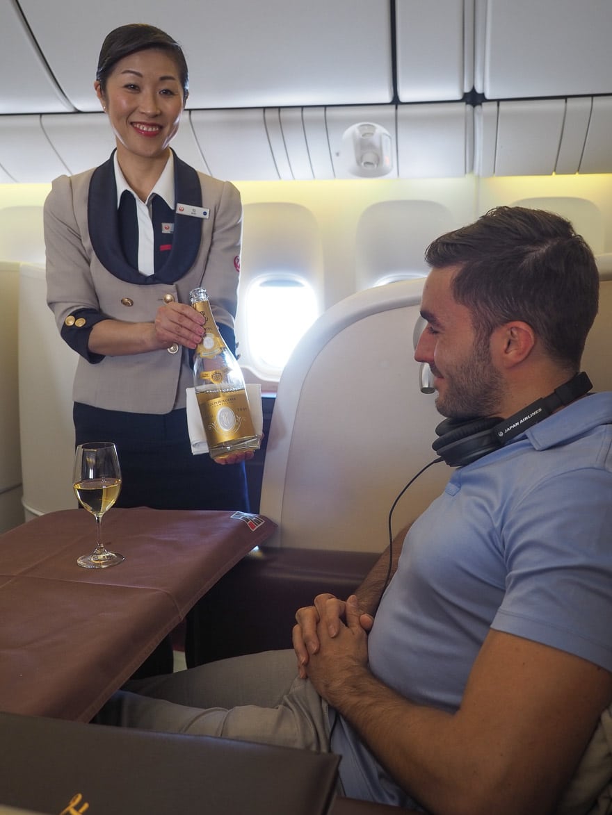 JL F Cristal etro de 2018 32 - REVIEW - JAL : First Class - B777 - Tokyo (HND) to London (LHR)