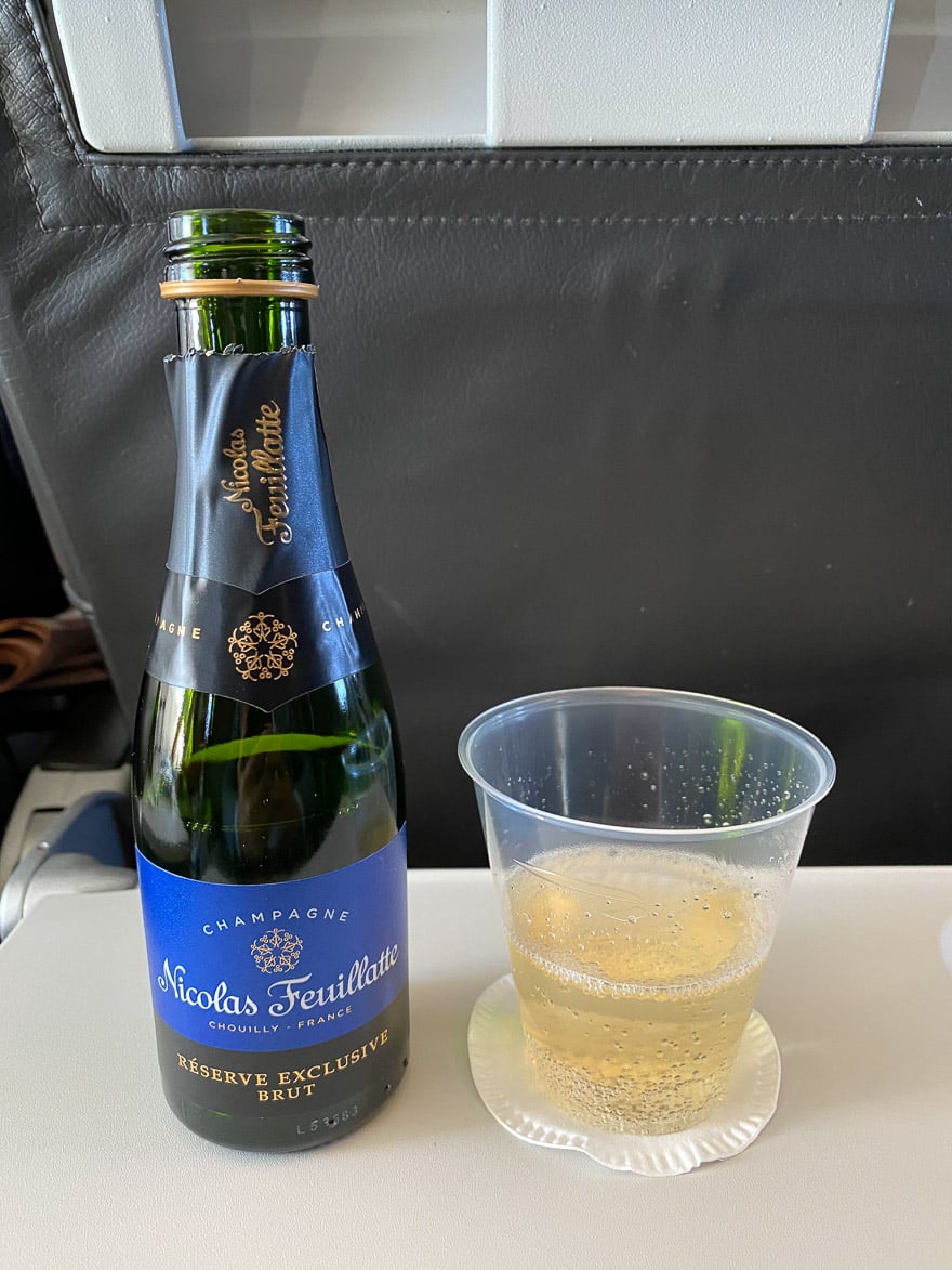 covid Club Europe A321 9 - REVIEW - British Airways : Club Europe Business Class - A319 - London (LHR) to Rome (FCO) - [COVID-era]