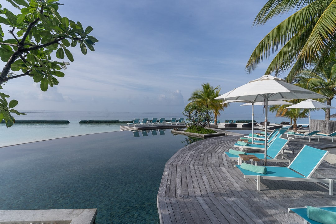 constance moofushi 134 - REVIEW - Constance Moofushi