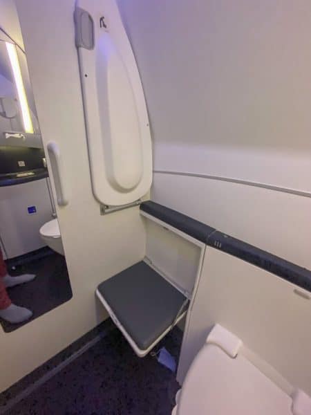 VS upper 787 30 450x600 - REVIEW - Virgin Atlantic : Upper Class - B787 - London (LHR) to San Francisco (SFO)