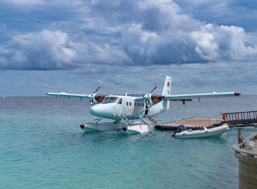 Joali Seaplane 1 880x649 - REVIEW - Joali Being, Maldives